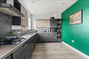 Photo 16- click for photo gallery